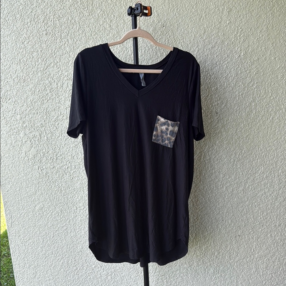 Honeyme Black Short Sleeve Tee with Leopard Pocket
